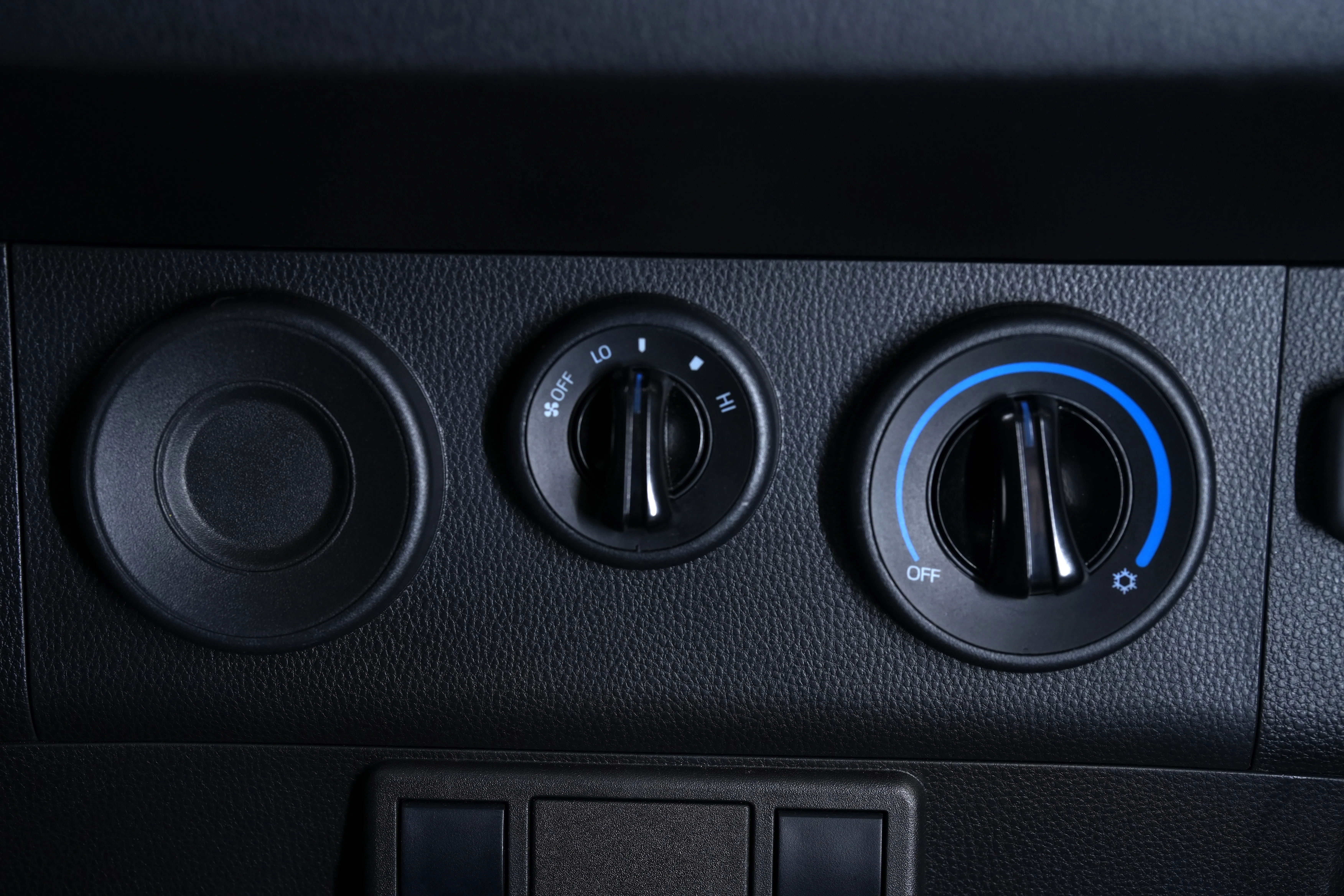 Dashboard and steering wheel